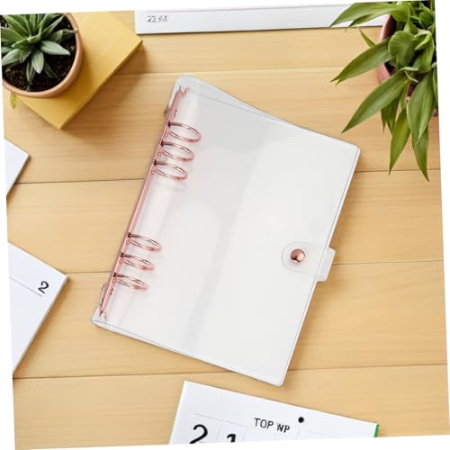 Tofficu Transparentes Pvc notizbuchcover mit Ringbuch Strapazierfähige Klarsichthülle als Schutz für Loseblatt Scrapbook Vielseitiger Langlebiger Organizer Umschlag in Roségold Tofficu Transparentes Pvc notizbuchcover mit Ringbuch Strapazierfähige Klarsichthülle als Schutz für Loseblatt Scrapbook Vielseitiger Langlebiger Organizer Umschlag in Roségold von Tofficu