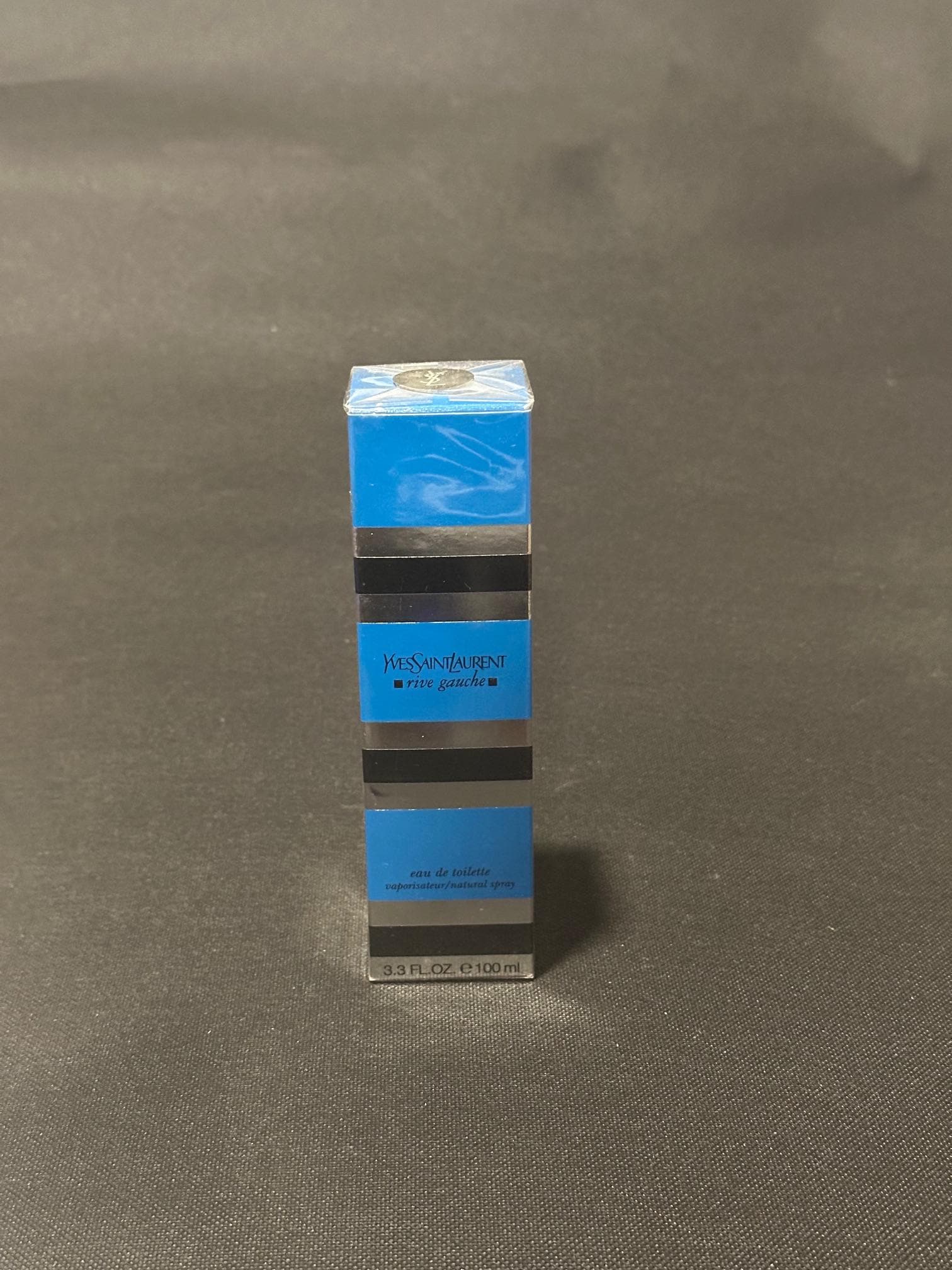 Yves Saint Laurent Rive Gauche Eau De Toilette 3.3 Fl.oz /100Ml Yves Saint Laurent Rive Gauche Eau De Toilette 3.3 Fl.oz /100Ml von Tomasperfume