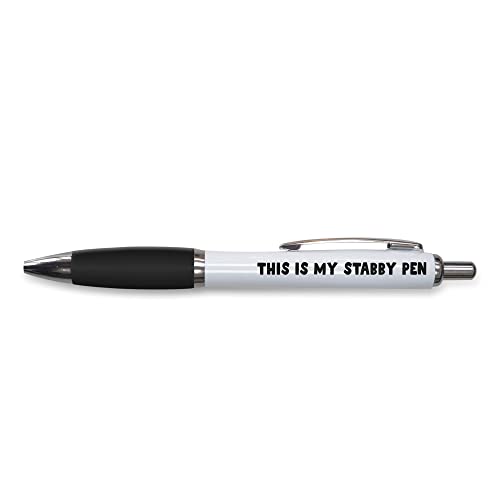 Tongue in Peach Lustiges Geschenk für Kugelschreiber, Arbeitskollegen, Abschiedsarbeit, Geschenk für Arbeit | This Is My Stabby Stift | Lustiger Witz Schreibwaren | PP61 Tongue in Peach Lustiges Geschenk für Kugelschreiber, Arbeitskollegen, Abschiedsarbeit, Geschenk für Arbeit | This Is My Stabby Stift | Lustiger Witz Schreibwaren | PP61 von Tongue in Peach