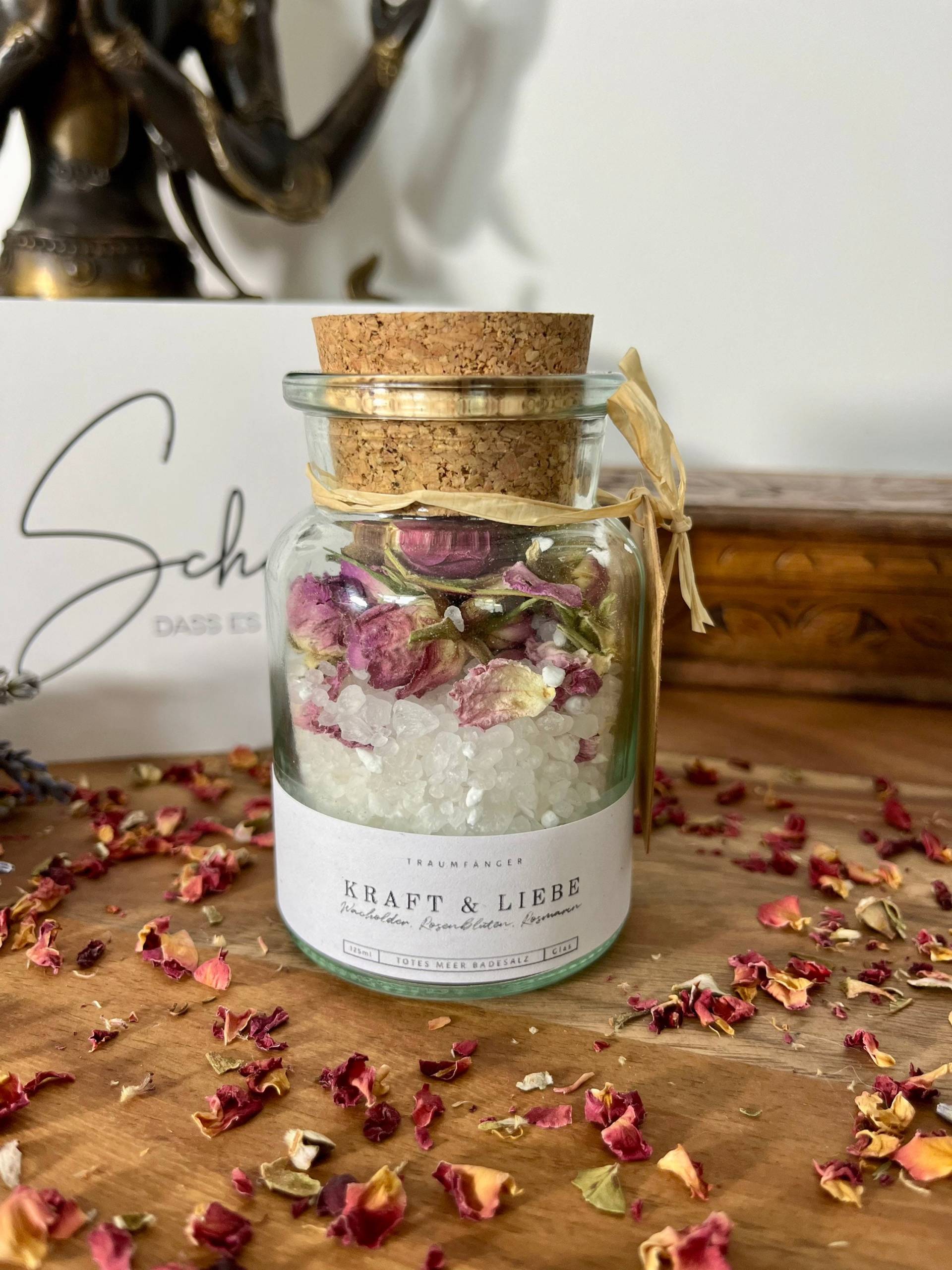 Ritualbad „Kraft Und Liebe" Ritual Badesalz Mit Ganzen Rosenblüten - Meersalz Geschenk Für Frauen | Seelenbad Wohlbefinden Ritualbad „Kraft Und Liebe" Ritual Badesalz Mit Ganzen Rosenblüten - Meersalz Geschenk Für Frauen | Seelenbad Wohlbefinden von TraumfaengerLaden