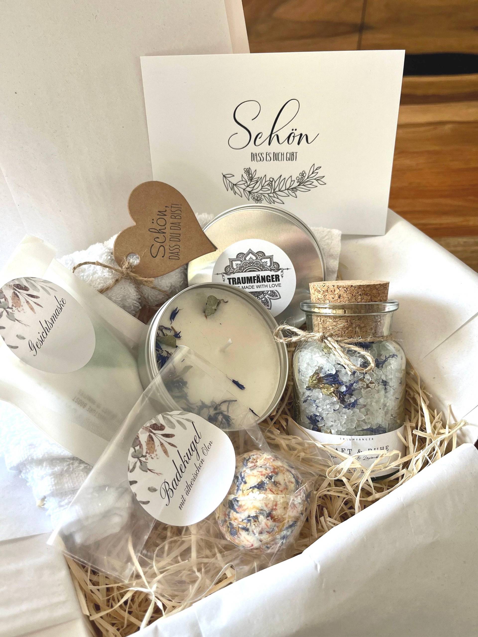 Wellness Geschenkbox Kraft & Ruhe Für Frauen | Geschenk Set Freundin Spa Wohlfühlbox Geburtstag Rosenblüten Badesalz Wellness Geschenkbox Kraft & Ruhe Für Frauen | Geschenk Set Freundin Spa Wohlfühlbox Geburtstag Rosenblüten Badesalz von TraumfaengerLaden