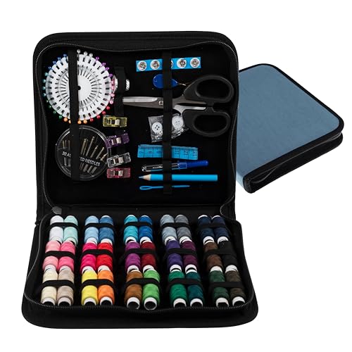 Trimits Premium Nähset – Tragbare Tasche für Erwachsene, Anfänger, DIY, Zuhause, Reisen, Notfall, Knopfreparatur & Kleidung Fixes mit Fadennadeln, Schere, Klebeband, Knöpfe & mehr – 22,5 x 20 x 3,5 cm Trimits Premium Nähset – Tragbare Tasche für Erwachsene, Anfänger, DIY, Zuhause, Reisen, Notfall, Knopfreparatur & Kleidung Fixes mit Fadennadeln, Schere, Klebeband, Knöpfe & mehr – 22,5 x 20 x 3,5 cm von Trimits