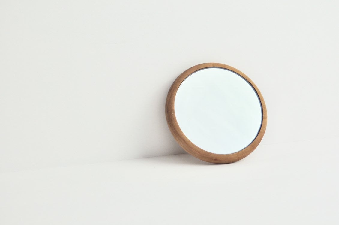 Schlichter Runder Kompaktholzspiegel | Taschenspiegel Geldbörse Spiegel Schminkspiegel von TroutWorkshop