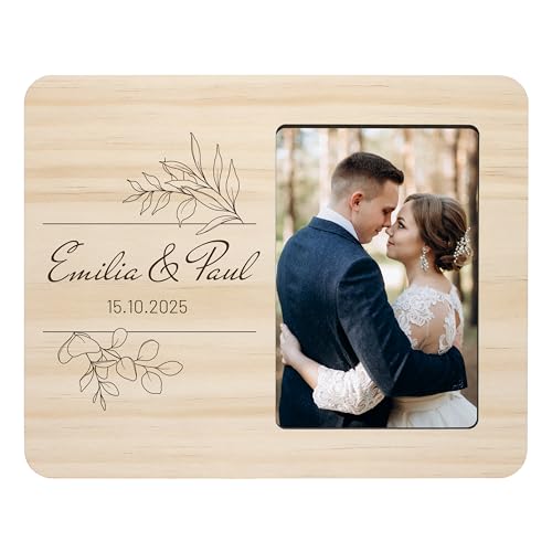 Personalisierter Bilderrahmen „Hochzeit“ mit Gravur - Namen & Datum - ca. 25x20 cm aus Holz mit Fotoausschnitt ca. 10x15 cm - Hochzeits-Geschenk, Geschenk für Brautpaar, Deko - Motiv: Linien, Blätter Personalisierter Bilderrahmen „Hochzeit“ mit Gravur - Namen & Datum - ca. 25x20 cm aus Holz mit Fotoausschnitt ca. 10x15 cm - Hochzeits-Geschenk, Geschenk für Brautpaar, Deko - Motiv: Linien, Blätter von True Statements
