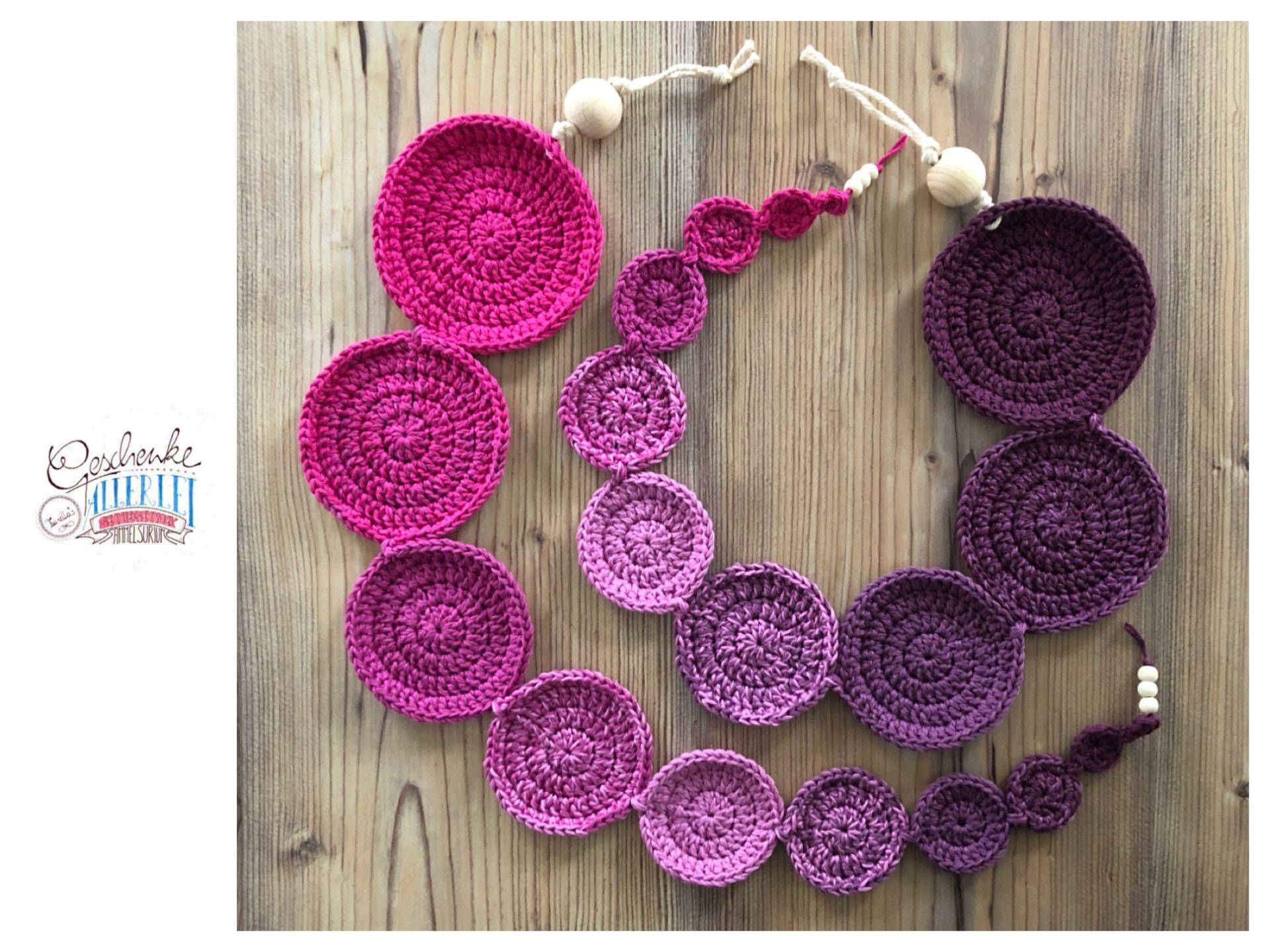 Gehäkelte Muttermund-Schablonen Für Hebammen - Lehrkette Lila-, Rosa-, Pink-Töne Lehrmittel Lehrmodell Die Geburtsvorbereitung Gehäkelte Muttermund-Schablonen Für Hebammen - Lehrkette Lila-, Rosa-, Pink-Töne Lehrmittel Lehrmodell Die Geburtsvorbereitung von TunellasGeschenke