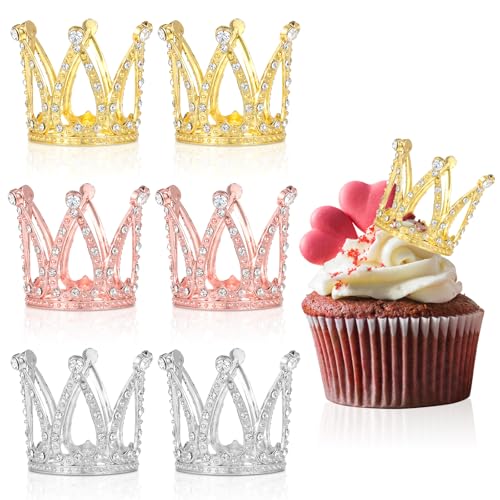 Tyqour 6 Stück Crown Cake Topper Mini Krone Deko Krone Kuchen Topper Klein Gold Silber Kuchendekoration für Mädchen Kinder Braut, Kronen Tortenaufsatz für Geburtstag, Hochzeit, Party und Baby Dusche Tyqour 6 Stück Crown Cake Topper Mini Krone Deko Krone Kuchen Topper Klein Gold Silber Kuchendekoration für Mädchen Kinder Braut, Kronen Tortenaufsatz für Geburtstag, Hochzeit, Party und Baby Dusche von Tyqour