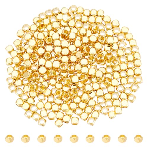 UNICRAFTALE 300 Stück 18 Karat Vergoldete Würfel Abstandshalterperlen Metallperlen Würfel Lose Quadratische Winzige Perlen Kleine Würfelperlen Lose Perlen Für Armbänder Halsketten Schmuckherstellung UNICRAFTALE 300 Stück 18 Karat Vergoldete Würfel Abstandshalterperlen Metallperlen Würfel Lose Quadratische Winzige Perlen Kleine Würfelperlen Lose Perlen Für Armbänder Halsketten Schmuckherstellung von UNICRAFTALE