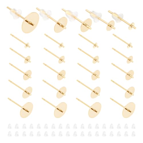 UNICRAFTALE 50 Sets, flache Ohrstecker, 5 Größen, 24 Karat vergoldet, Ohrringpfosten, Messing, blanko, Ohrstecker, flach, rund, mit 50 Stück Kunststoff-Ohrmuttern für Schmuckherstellung von UNICRAFTALE