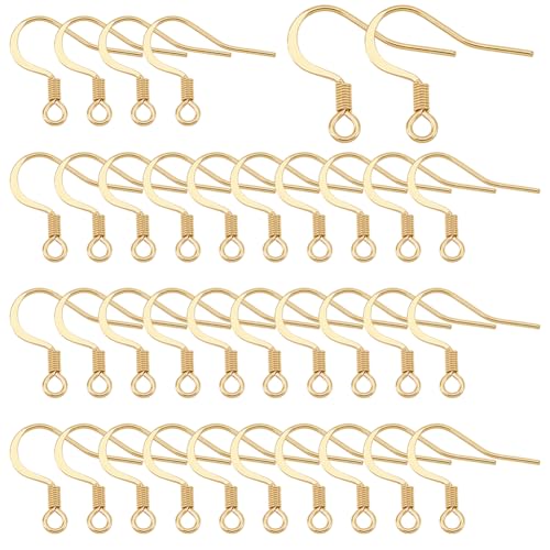 UNICRAFTALE Ohrringhaken, 18 Karat vergoldet, Edelstahl-Ohrdraht mit Schlaufen, goldene Ohrhaken, Fischhaken, flache Ohrringhaken mit Spule für DIY-Schmuckherstellung, 15 mm lang, 200 Stück UNICRAFTALE Ohrringhaken, 18 Karat vergoldet, Edelstahl-Ohrdraht mit Schlaufen, goldene Ohrhaken, Fischhaken, flache Ohrringhaken mit Spule für DIY-Schmuckherstellung, 15 mm lang, 200 Stück von UNICRAFTALE