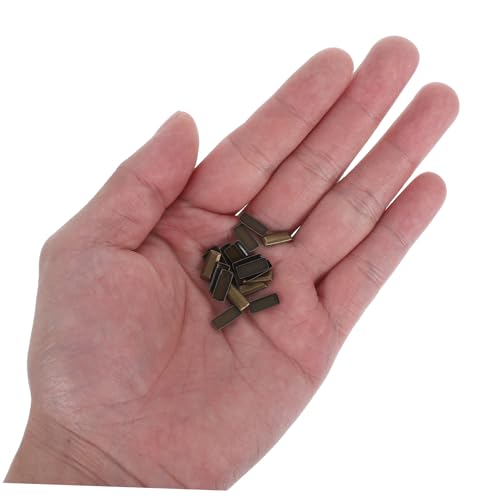 UTHCLO 100 Stück Flache Quadratische Nieten aus Metall Kupfer Vintage punk dekoration für Gürtel Taschen Schuhe DIY Kleidung Einfache Befestigung Vielseitig Einsetzbar von UTHCLO