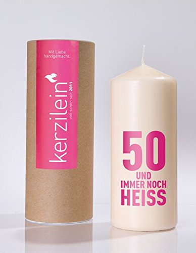 Unbekannt Kerze / Stumpen-Kerze / Geburtstags-Kerze 50 UND Immer NOCH HEISS Kerze in weiß mit Aufdruck in pink zum 50. Geburtstag - Geburtstags-Deko - Geburtstags-Geschenk - 50 Jahre - von Kerzilein Unbekannt Kerze / Stumpen-Kerze / Geburtstags-Kerze 50 UND Immer NOCH HEISS Kerze in weiß mit Aufdruck in pink zum 50. Geburtstag - Geburtstags-Deko - Geburtstags-Geschenk - 50 Jahre - von Kerzilein von Unbekannt