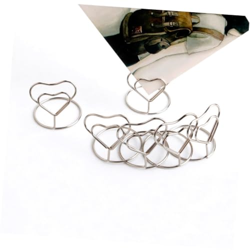 Uonlytech 10 Stück Herzförmige Tischkartenhalter aus Draht Wiederverwendbare Memo Papiersklammern Stabile Tischdekoration für Hochzeit Geburtstag und Party Silber Uonlytech 10 Stück Herzförmige Tischkartenhalter aus Draht Wiederverwendbare Memo Papiersklammern Stabile Tischdekoration für Hochzeit Geburtstag und Party Silber von Uonlytech
