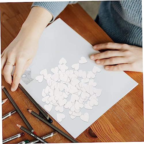 Uonlytech 200 Stück DIY Herzförmige Holzscheiben Weiß Unbehandelte Baumscheiben zum Basteln Hochzeit Dekoration Preisschilder Etiketten Anhänger Handwerksmaterial von Uonlytech