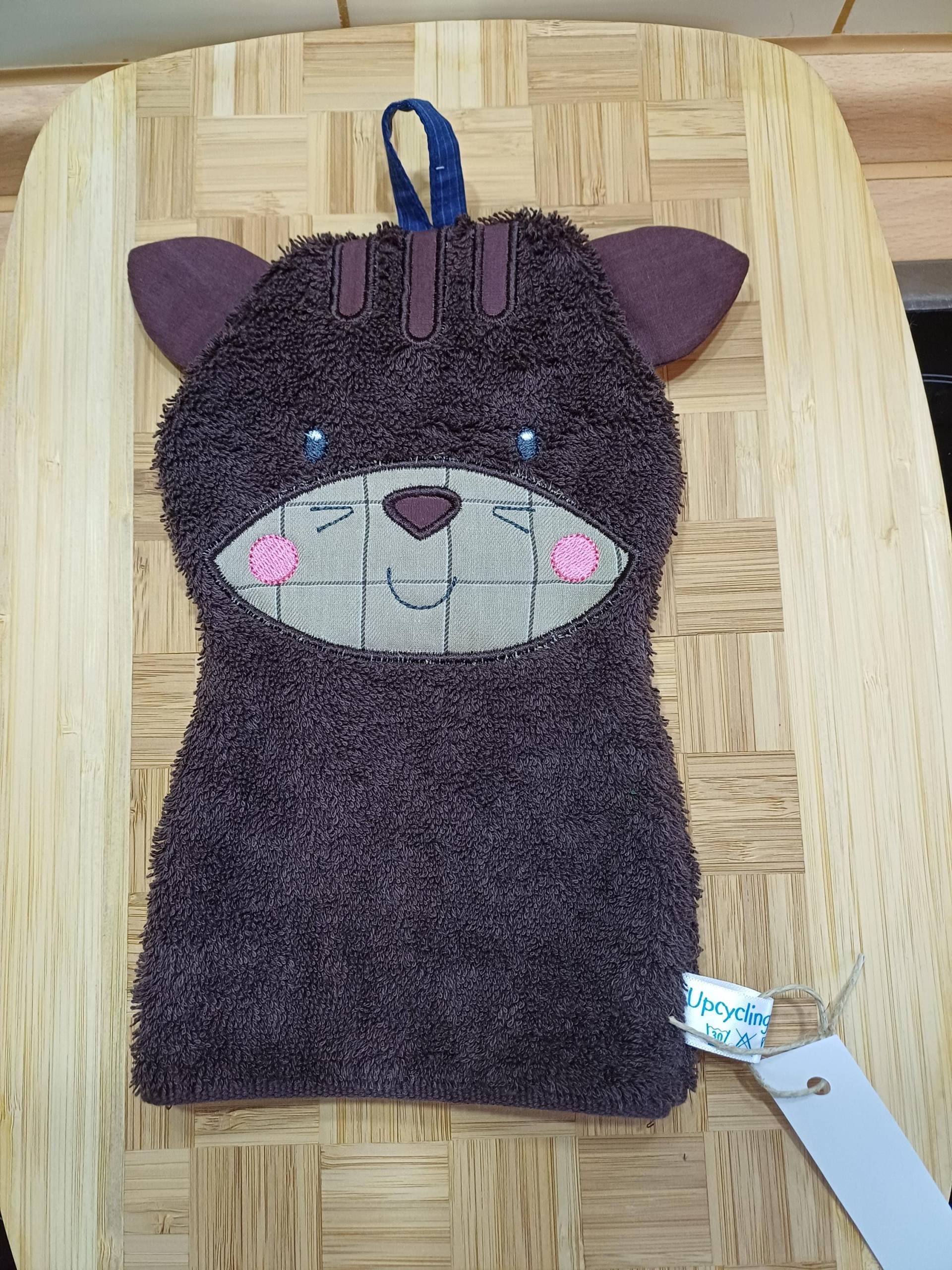 Tier-Waschlappen Katze Braun - Upcycling Unikat Handarbeit #172 Tier-Waschlappen Katze Braun - Upcycling Unikat Handarbeit #172 von UpcyclingbyPaMue