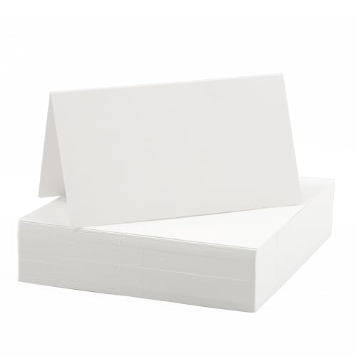 60 Stück Tischkarten Kraftpapier,Blanko Unbedruckt Namensschilder Hochzeit,Weiß Platzkarten zum Selbst Beschriften für Hochzeit Geburtstag Kommunion Taufe uvm(9x10cm) von Urker
