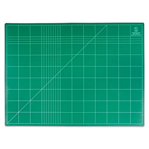 Ursus 8720000 - Schneidunterlage 3 mm, 45 x 60 cm, Bastelunterlage, zum Basteln, Schneiden und Malen grün von Ursus