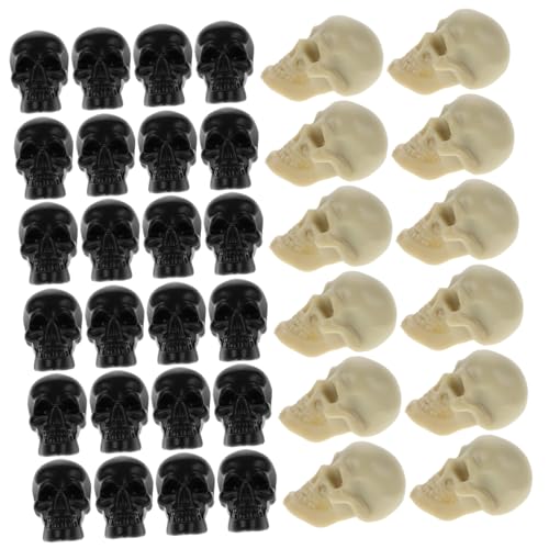 VALICLUD 100 Stück Teiliges Halloween Deko Mini Schädel aus Kunststoff Realistische Kleine Figuren für Party Dekoration Haunted House Zubehör für Halloween und Grusel Mottopartys VALICLUD 100 Stück Teiliges Halloween Deko Mini Schädel aus Kunststoff Realistische Kleine Figuren für Party Dekoration Haunted House Zubehör für Halloween und Grusel Mottopartys von VALICLUD