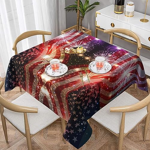 VANANI Feuerwerk amerikanische Flagge. Die quadratische Tischdecke ist wasserdicht, knitterfrei, waschbar und weich. Sie wird in Restaurants, Küchen und Partys verwendet. VANANI Feuerwerk amerikanische Flagge. Die quadratische Tischdecke ist wasserdicht, knitterfrei, waschbar und weich. Sie wird in Restaurants, Küchen und Partys verwendet. von VANANI
