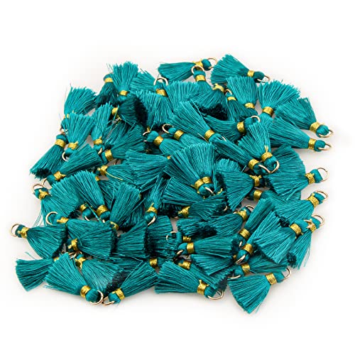 VAPKER Mini-Quasten, 2 cm, dunkeltürkis, winzige, handgefertigte Bastelquasten mit goldfarbenem Sprungring für Ohrringe, Schmuck, Halsketten, Zubehör, DIY, 100 Stück VAPKER Mini-Quasten, 2 cm, dunkeltürkis, winzige, handgefertigte Bastelquasten mit goldfarbenem Sprungring für Ohrringe, Schmuck, Halsketten, Zubehör, DIY, 100 Stück von VAPKER
