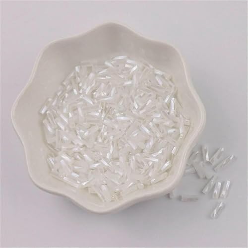 300 Stück 11/0 Röhrenperlen 2 x 6 mm, gedrehte Glasperlen, spiralförmige Rocailles-Perlen für DIY-Armbänder, Schmuck, Kleiderherstellung, Kleidungsstücke, Zubehör – einfarbig weiß 13 – 2 x 6 mm, von VIEPGJ