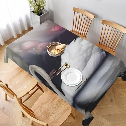 VVTDESA Bedruckte Tischdecke mit weißem Schwan, 152,4 x 228,6 cm, waschbar, Dekoration, Tischdecke für Esstische, Party, Buffet, Camping VVTDESA Bedruckte Tischdecke mit weißem Schwan, 152,4 x 228,6 cm, waschbar, Dekoration, Tischdecke für Esstische, Party, Buffet, Camping von VVTDESA