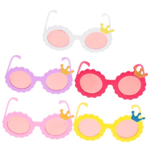 Vaguelly 5 Paare Puppenbrille Puppe Brille Requisiten kreative Puppensonnenbrille lustige Brillendekore entzückende Mini-Sonnenbrille Brille für Puppe Plastik Vaguelly 5 Paare Puppenbrille Puppe Brille Requisiten kreative Puppensonnenbrille lustige Brillendekore entzückende Mini-Sonnenbrille Brille für Puppe Plastik von Vaguelly