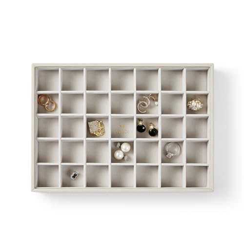 Vee Schmuckkästchen,Schmuckaufbewahrung,35 kleine Fächer,Große Schmuckschatulle,Schmucktablett Stapelbar,PU Leder Schmuck Organizers,Geschenkbox für Mädchen Frauen,Grau,30x21x4cm Vee Schmuckkästchen,Schmuckaufbewahrung,35 kleine Fächer,Große Schmuckschatulle,Schmucktablett Stapelbar,PU Leder Schmuck Organizers,Geschenkbox für Mädchen Frauen,Grau,30x21x4cm von Vee&In.