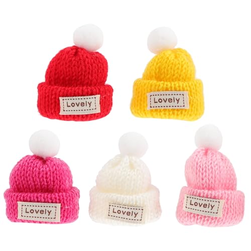 Veemoon 5 Stück Mini Strickmützen in Gelb Rot Weiß DIY Bastelzubehör für Weihnachtsdeko Puppenhüte und Christbaumschmuck Handgefertigte Mini Hüte als Festliche Accessoires Veemoon 5 Stück Mini Strickmützen in Gelb Rot Weiß DIY Bastelzubehör für Weihnachtsdeko Puppenhüte und Christbaumschmuck Handgefertigte Mini Hüte als Festliche Accessoires von Veemoon