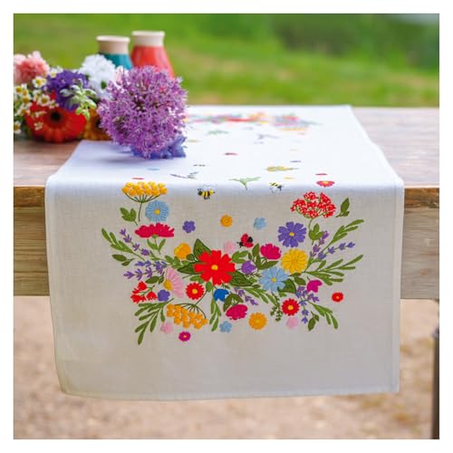 VERVACO Stickpackung Tischläufer Sticken Set Erwachsene Vorgedruckt WELT DER BLUMEN Stickläufer zum Selbersticken Vorgezeichnet Decke Sticken Stickpackung Plattstich ca. 35 x 95 cm Kreatives Geschenk VERVACO Stickpackung Tischläufer Sticken Set Erwachsene Vorgedruckt WELT DER BLUMEN Stickläufer zum Selbersticken Vorgezeichnet Decke Sticken Stickpackung Plattstich ca. 35 x 95 cm Kreatives Geschenk von Vervaco