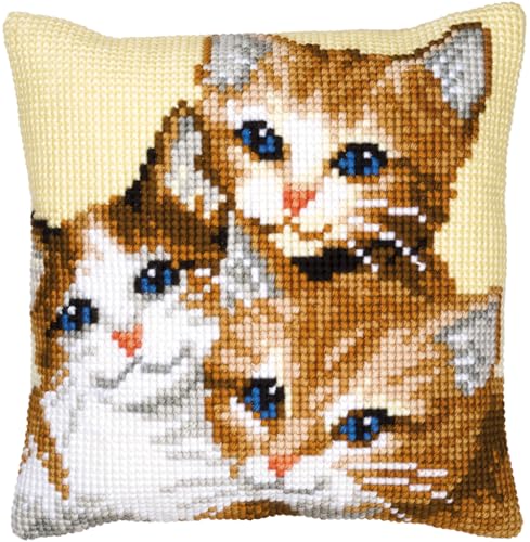 Vervaco Kreuzstich Stickpackungen Kissen Stickerei Set Anfänger Vorgedruckt 3 Kätzchen DIY Set Kreativ Set Für Erwachsene Dekoratives Kissen ca. 40 x 40 cm Bastelset Handwerker Haus Dekoration von Vervaco