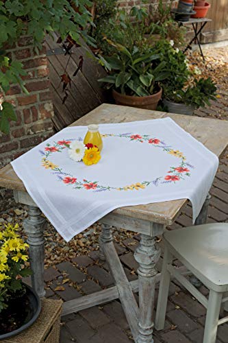 Vervaco Stickpackung Tischdecke Sticken Set Erwachsene Vorgedruckt Blumen und Lavendel Stickdecken Vorgezeichnet Decke Sticken Stickpackung Plattstich 80 x 80 cm Kreatives Geschenk von Vervaco