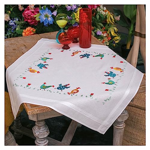 Vervaco PN-0197230 Tischdecken-Set mit bunten Hühner, weiß, ca. 80 x 80 cm von Vervaco