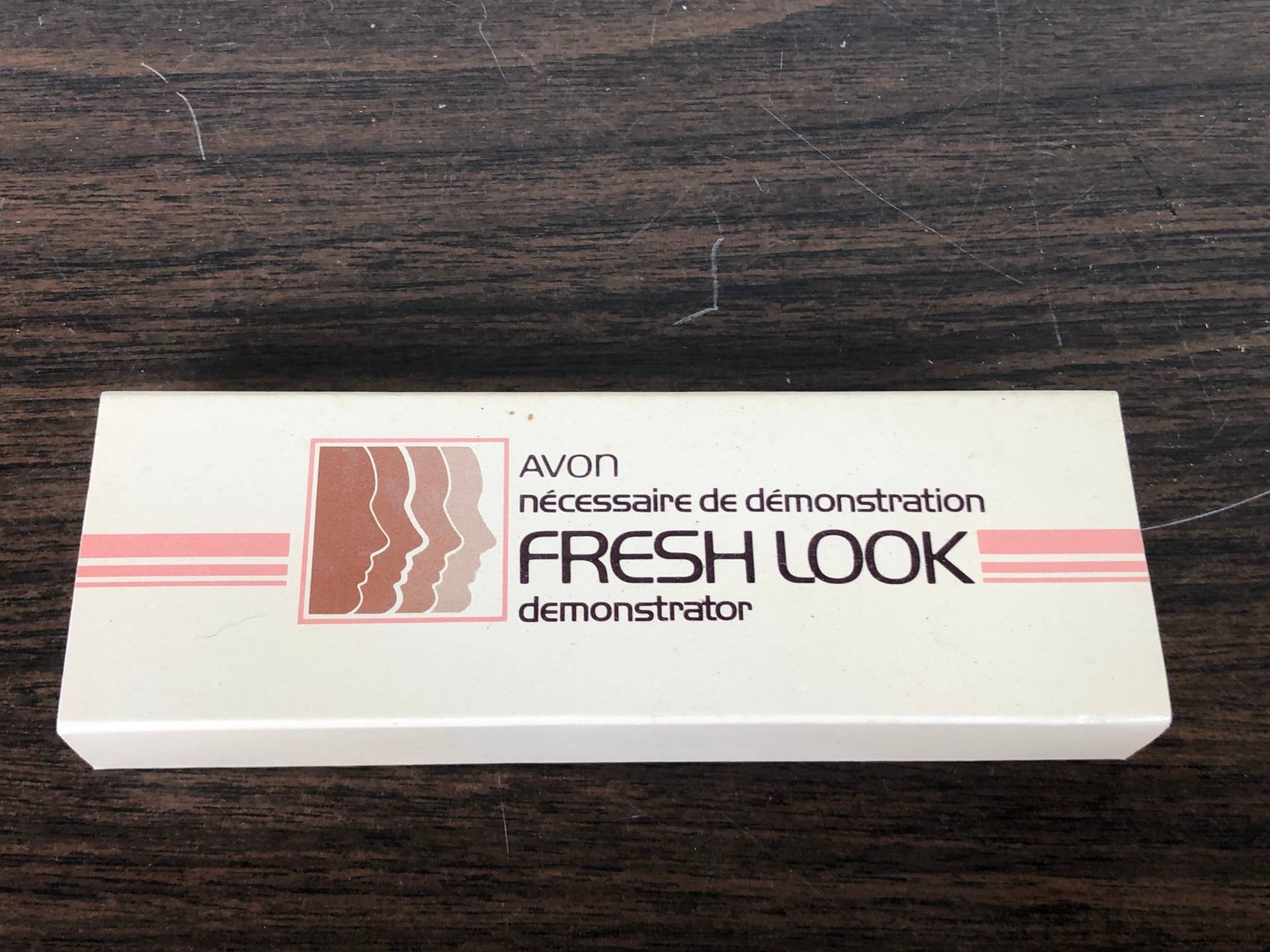 Avon Fresh Look Liquid Schminkset | Halb Voll von VickysVintageVenue