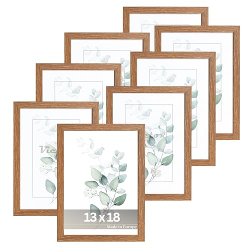 VictoR Bilderrahmen Dali 8er Set 13x18 cm Braun - Fotorahmen Holz - Bilderrahmen Set Braun 13x18 - moderner Holzrahmen mit bruchsicherem Acrylglas VictoR Bilderrahmen Dali 8er Set 13x18 cm Braun - Fotorahmen Holz - Bilderrahmen Set Braun 13x18 - moderner Holzrahmen mit bruchsicherem Acrylglas von VictoR