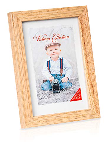 Klassischer Holz Bilderrahmen aus Eiche - Freistehender Fotorahmen für 10x15 cm Bilder | Einfach für Horizontale & Vertikale Fotos zu Verwenden | Geeignet für Tisch & Wand von Victoria Collection