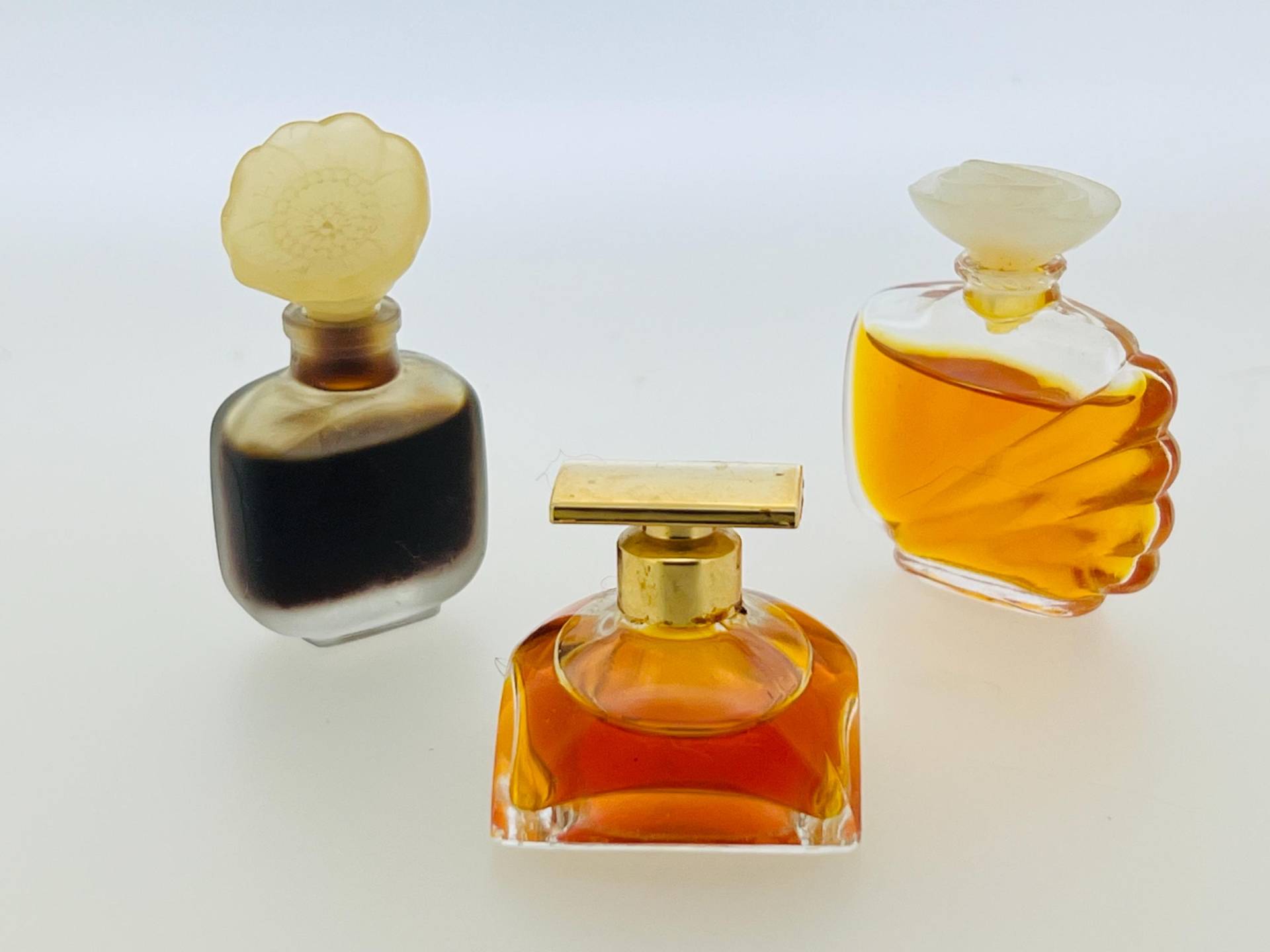 Vintage Lot 3 Parfum Miniatur Estēe Lauder, Gezaubert, Jugend Dew, Schön Vintage Lot 3 Parfum Miniatur Estēe Lauder, Gezaubert, Jugend Dew, Schön von VintagGlamour