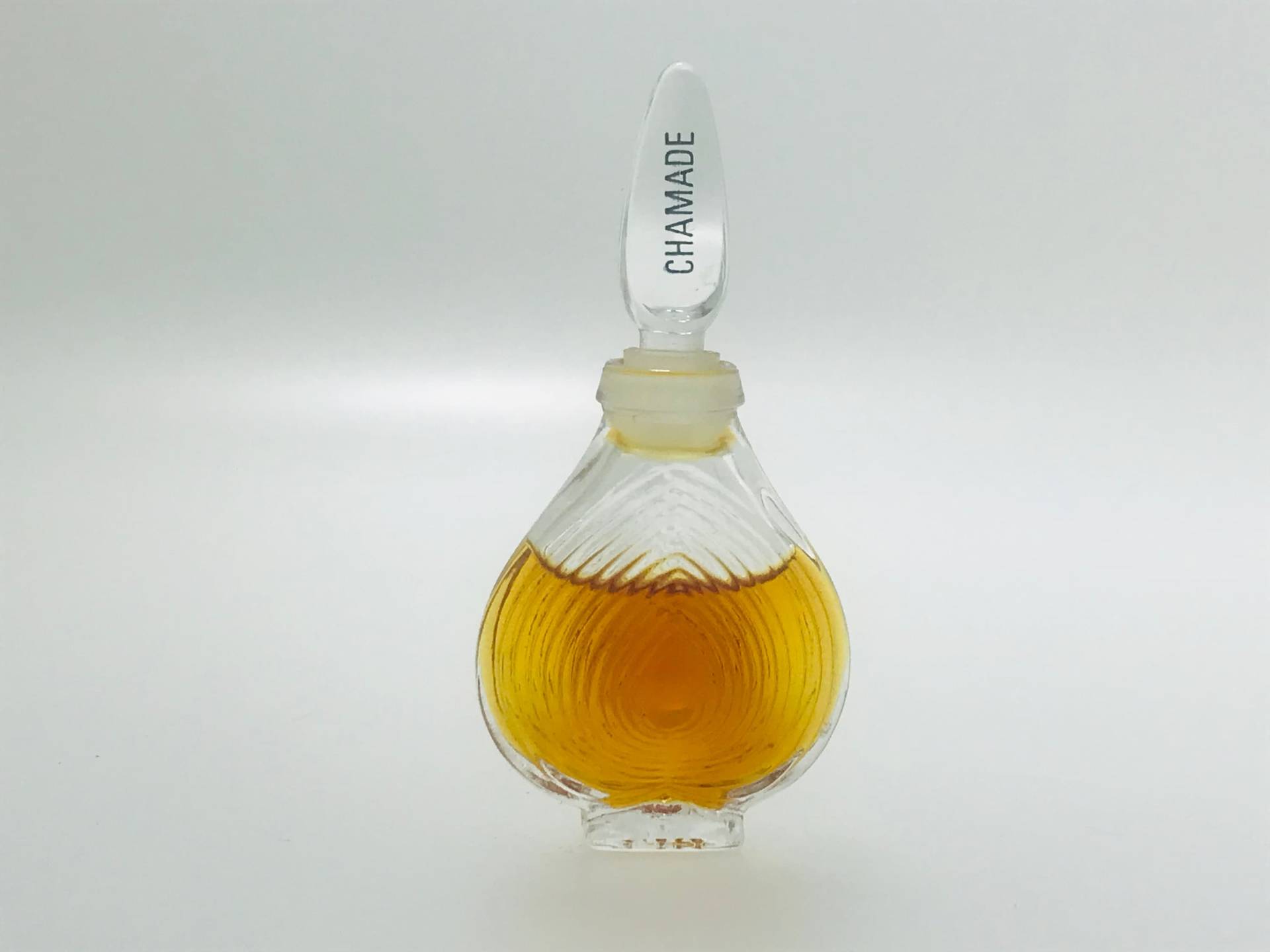 Vintage Chamade Guerlain Parfum Miniatur 2 Ml Vintage Chamade Guerlain Parfum Miniatur 2 Ml von VintagGlamour