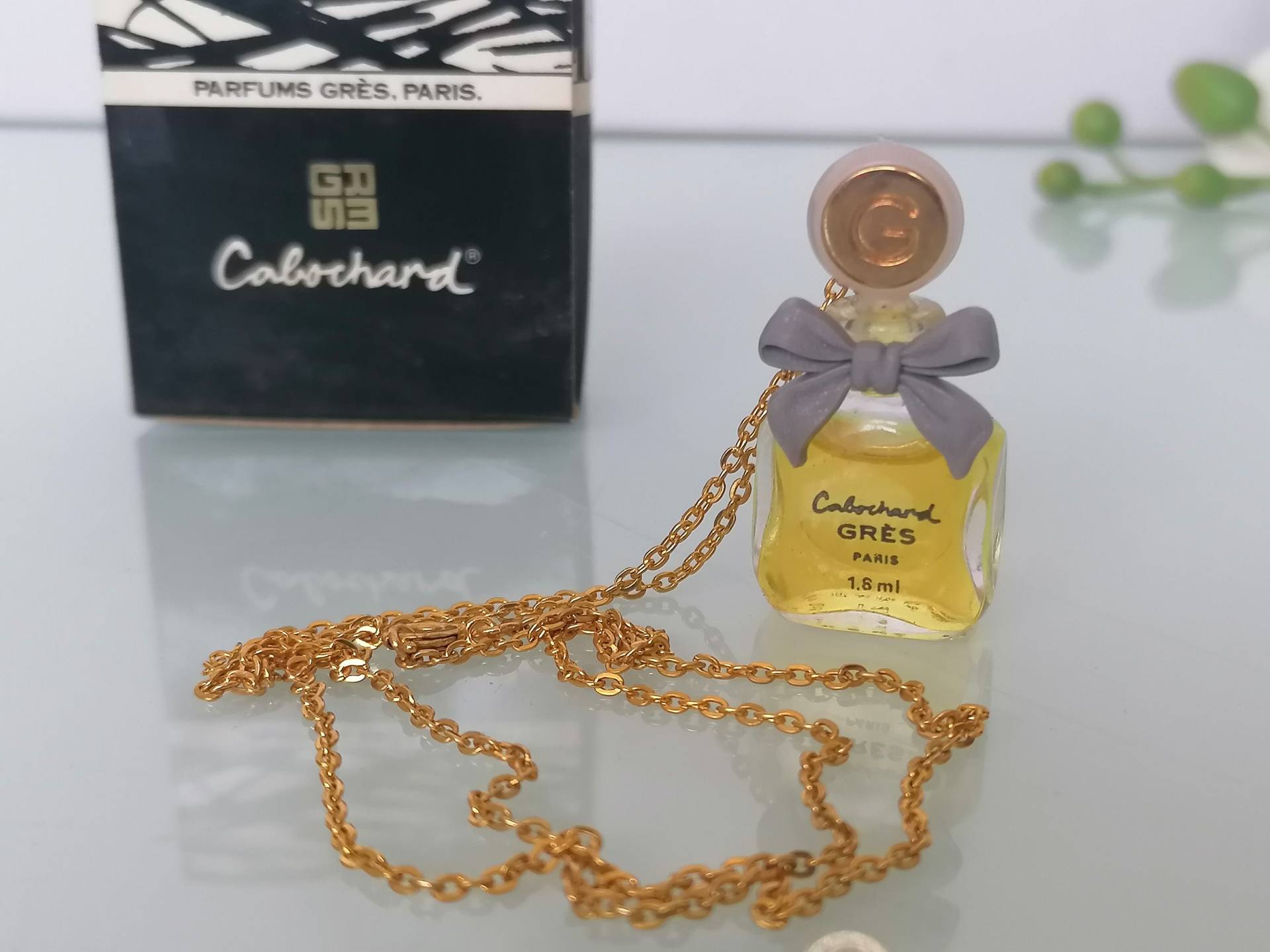 Cabochard Gres Parfum 1, 8Ml/0, 06 Fl.oz Miniature Parfüm Anhänger An Der Kette Vintage Mini von VintageItalienstyle