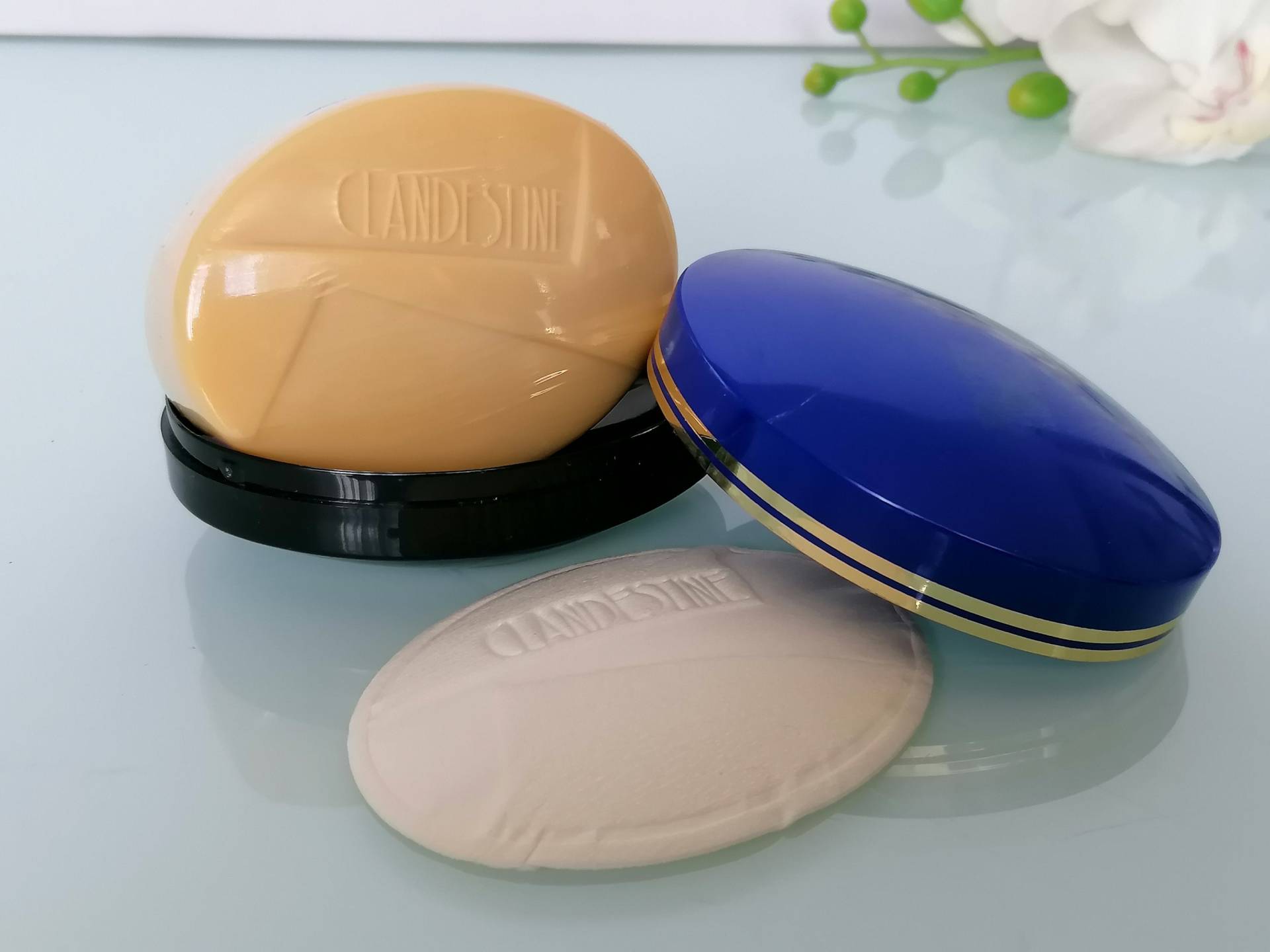 Clandestine Guy Laroche , Parfum Seife 100 G Seltene Vintage Für Frauen Clandestine Guy Laroche , Parfum Seife 100 G Seltene Vintage Für Frauen von VintageItalienstyle