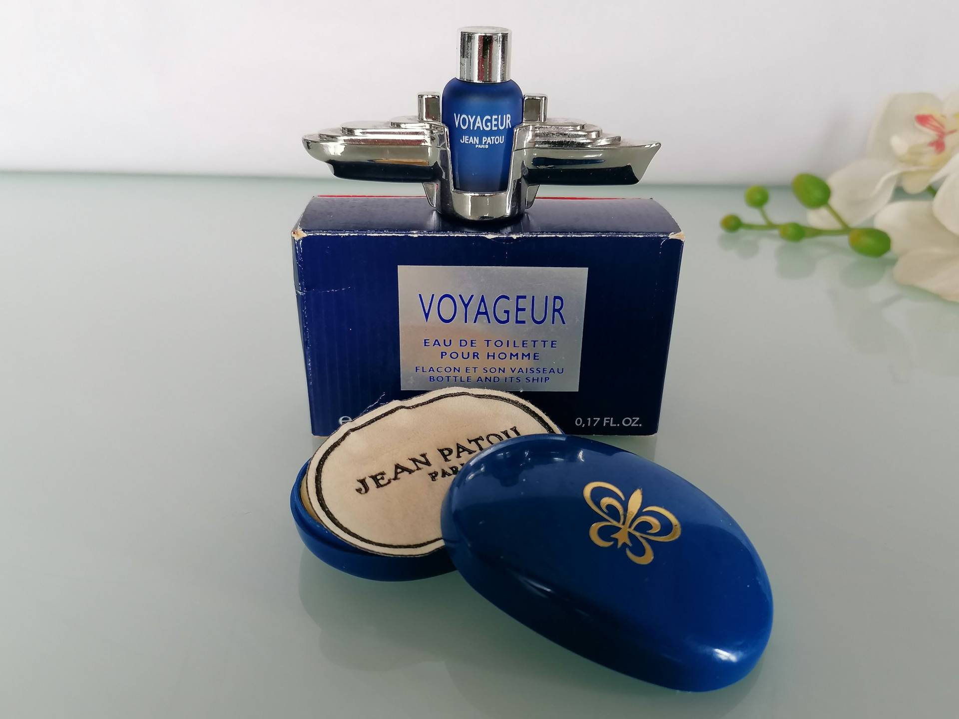 Miniatur , Voyageur Jean Patou | 1994 Eau De Toilette, 5 Ml/0, 17 Fl.oz Und Parfümseife 20 G. Vintage Parfum Sample von VintageItalienstyle