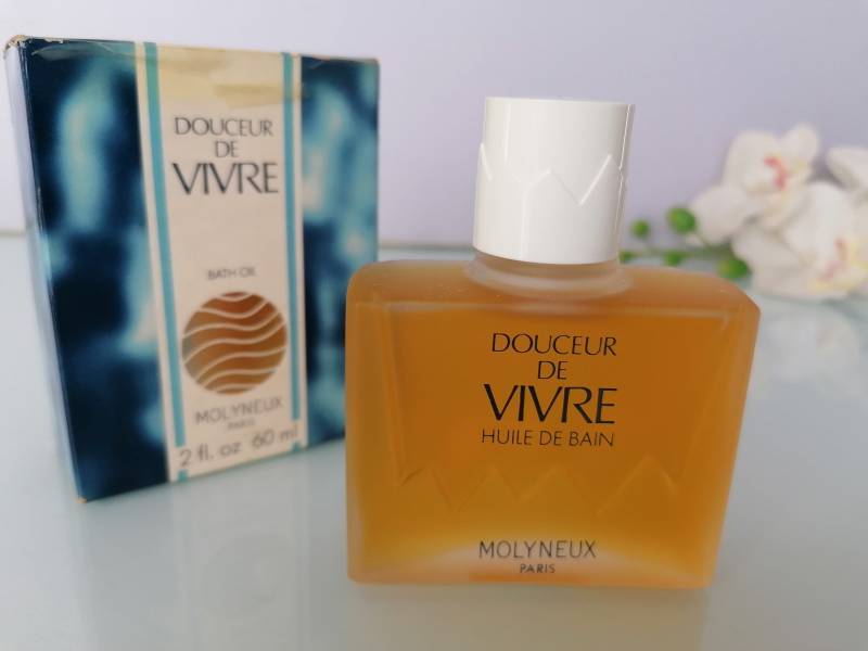 Molyneux Douceur De Vivre | 1975 Badeöl 60 Ml/2 Fl.oz Rare Vintage Pre Barcode Parfümiertes von VintageItalienstyle