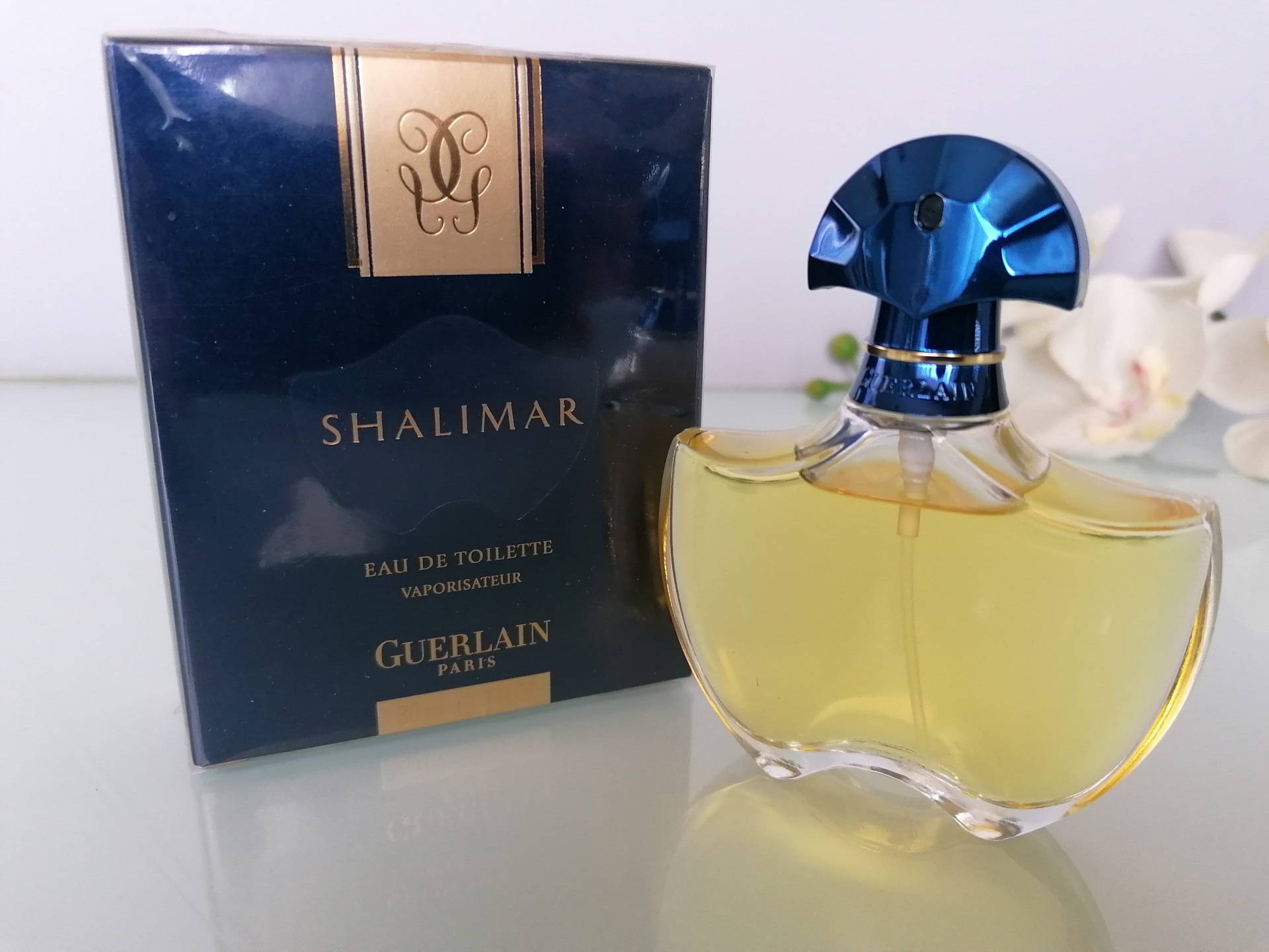 Shalimar Guerlain Eau De Toilette 30 Ml Spray, Versiegelte Version Aus Den 2000Er Jahren Shalimar Guerlain Eau De Toilette 30 Ml Spray, Versiegelte Version Aus Den 2000Er Jahren von VintageItalienstyle