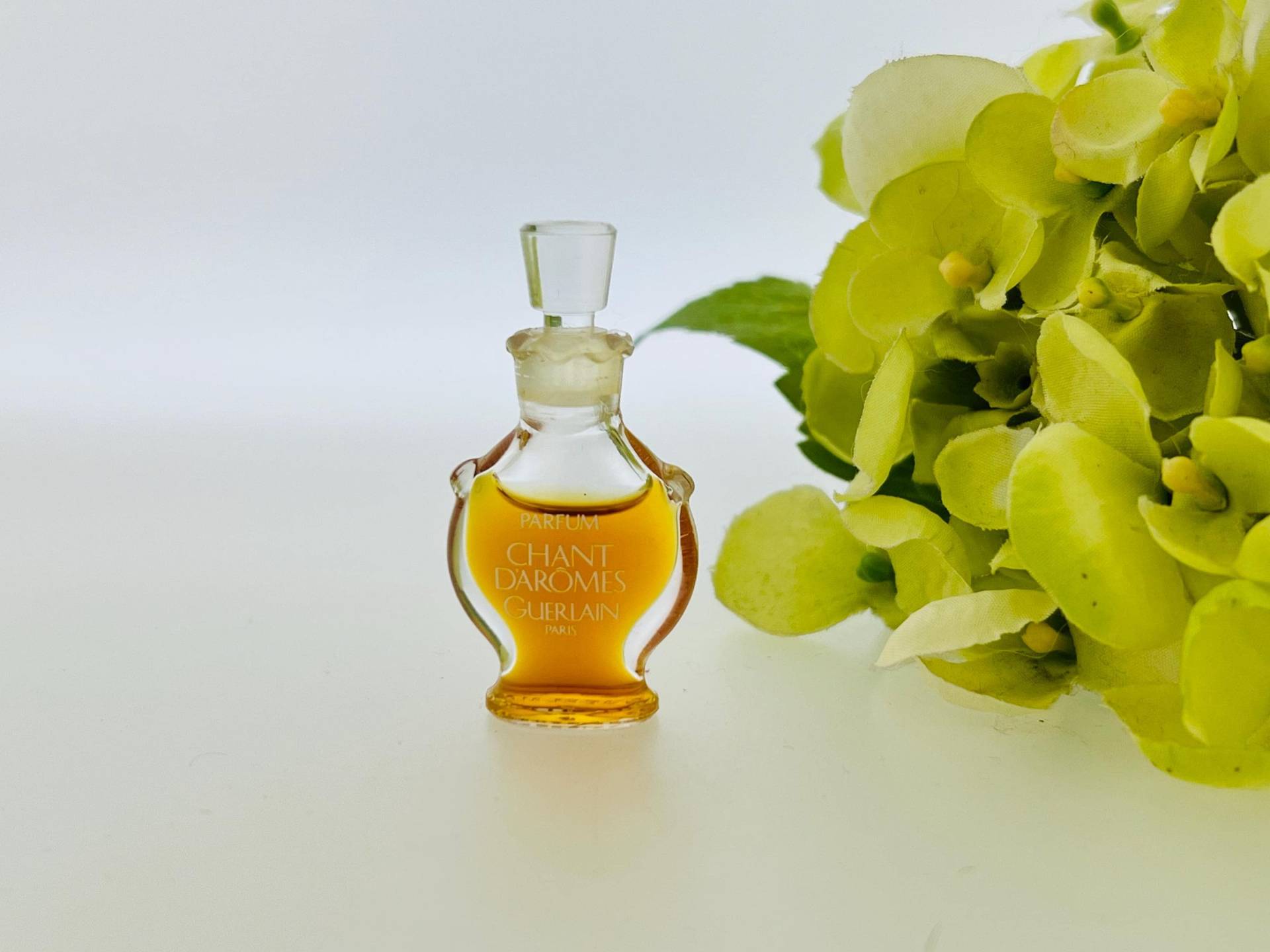 Chant D'arômes Guerlain 1962 Parfum Extrait 2 Ml Chant D'arômes Guerlain 1962 Parfum Extrait 2 Ml von VintagePerfumeShop