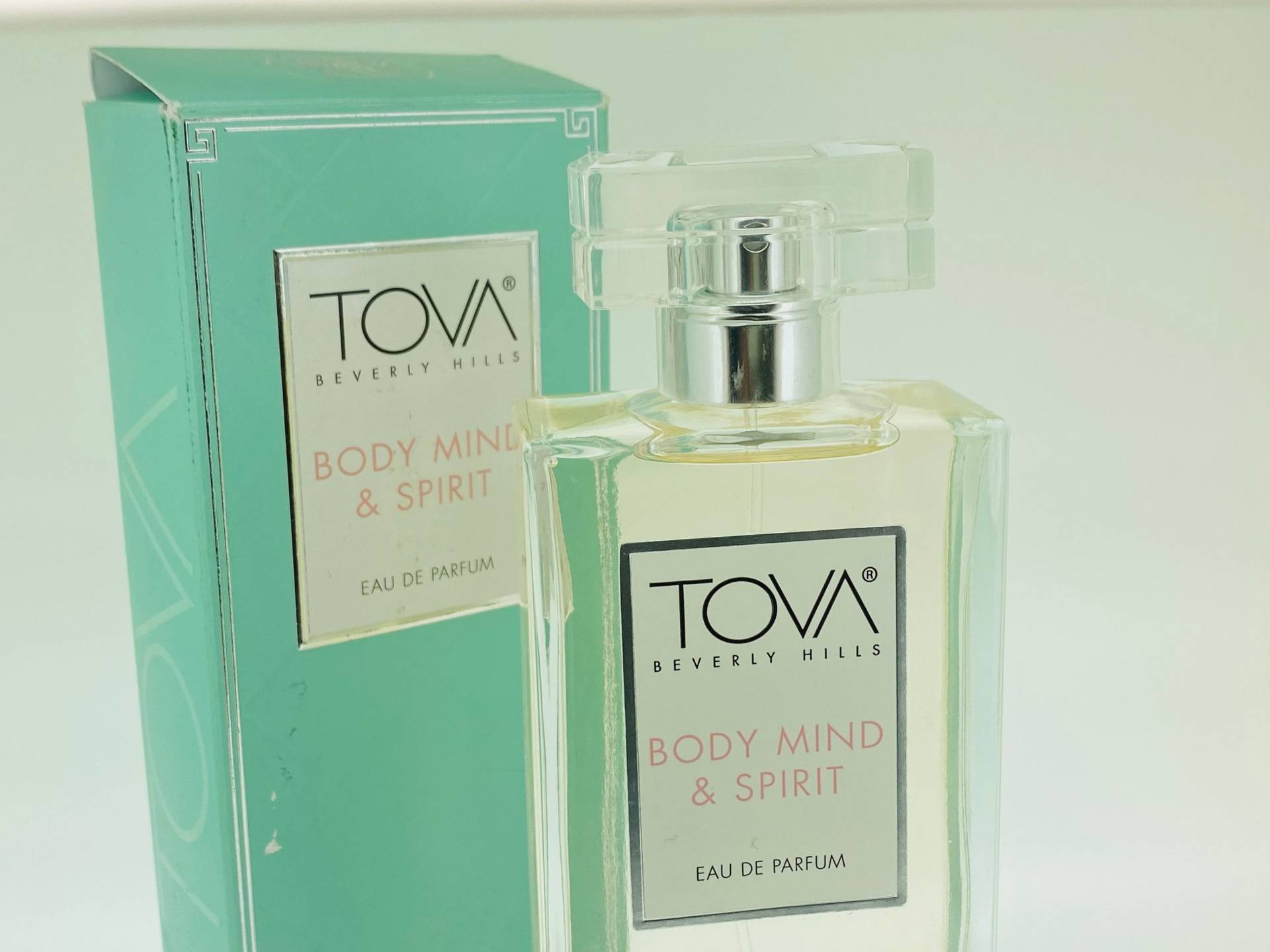 Körper, Geist Und Seele Tova Borgnine Beverly Hills 1992 Eau De Parfum 100 Ml Körper, Geist Und Seele Tova Borgnine Beverly Hills 1992 Eau De Parfum 100 Ml von VintagePerfumeShop