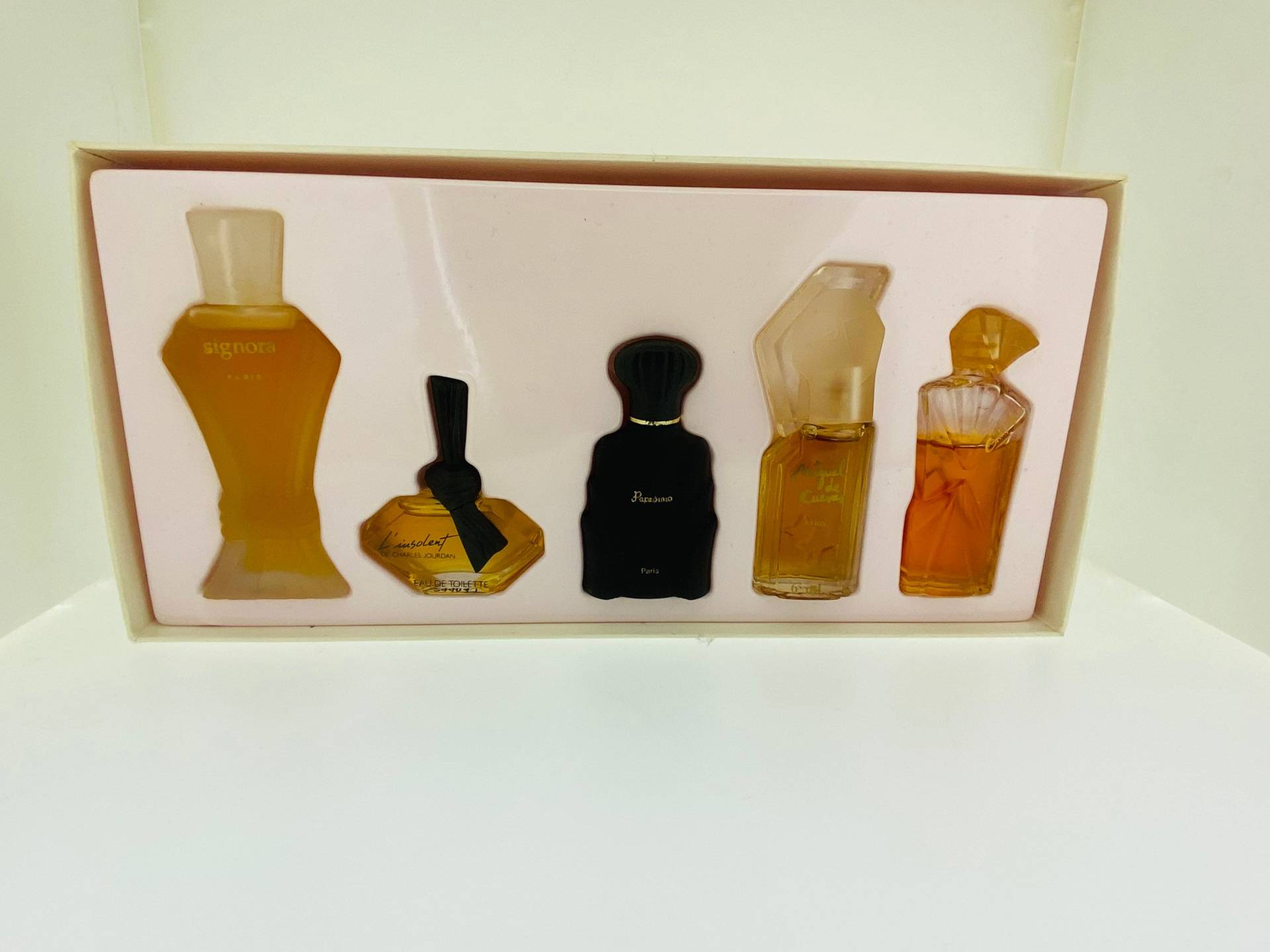 Vintage 5 Perfume Miniatur Set, Bignora Vivier, Linbolent De Charles Jourdan, Paradisio Paris, Miguel Cuevas, Only You Paris von VintagePerfumeShop