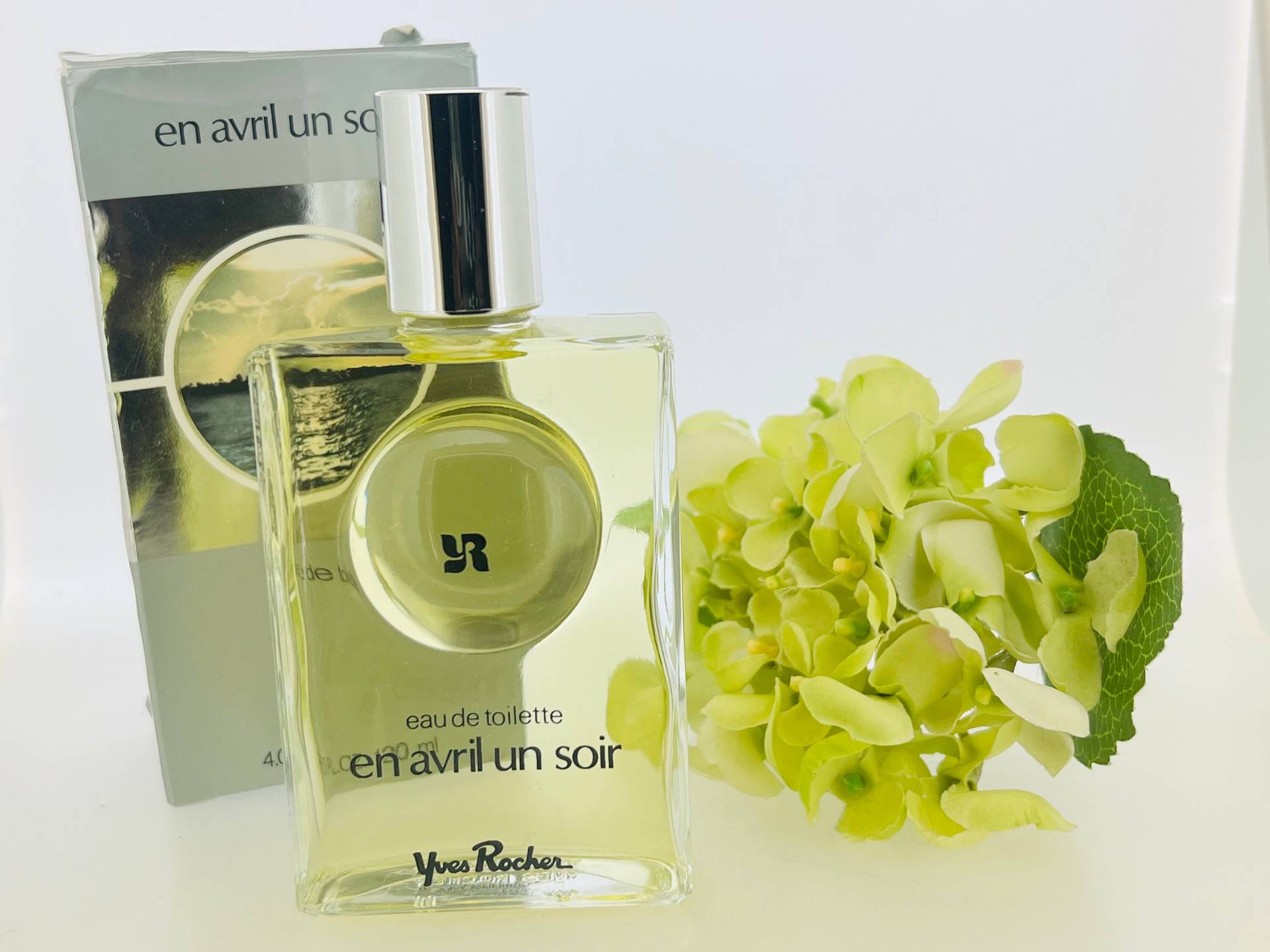 Vintage En Avril Un Soir Von Yves Rocher | Eau De Toilette | 1976 120 Ml Vintage En Avril Un Soir Von Yves Rocher | Eau De Toilette | 1976 120 Ml von VintagePerfumeShop