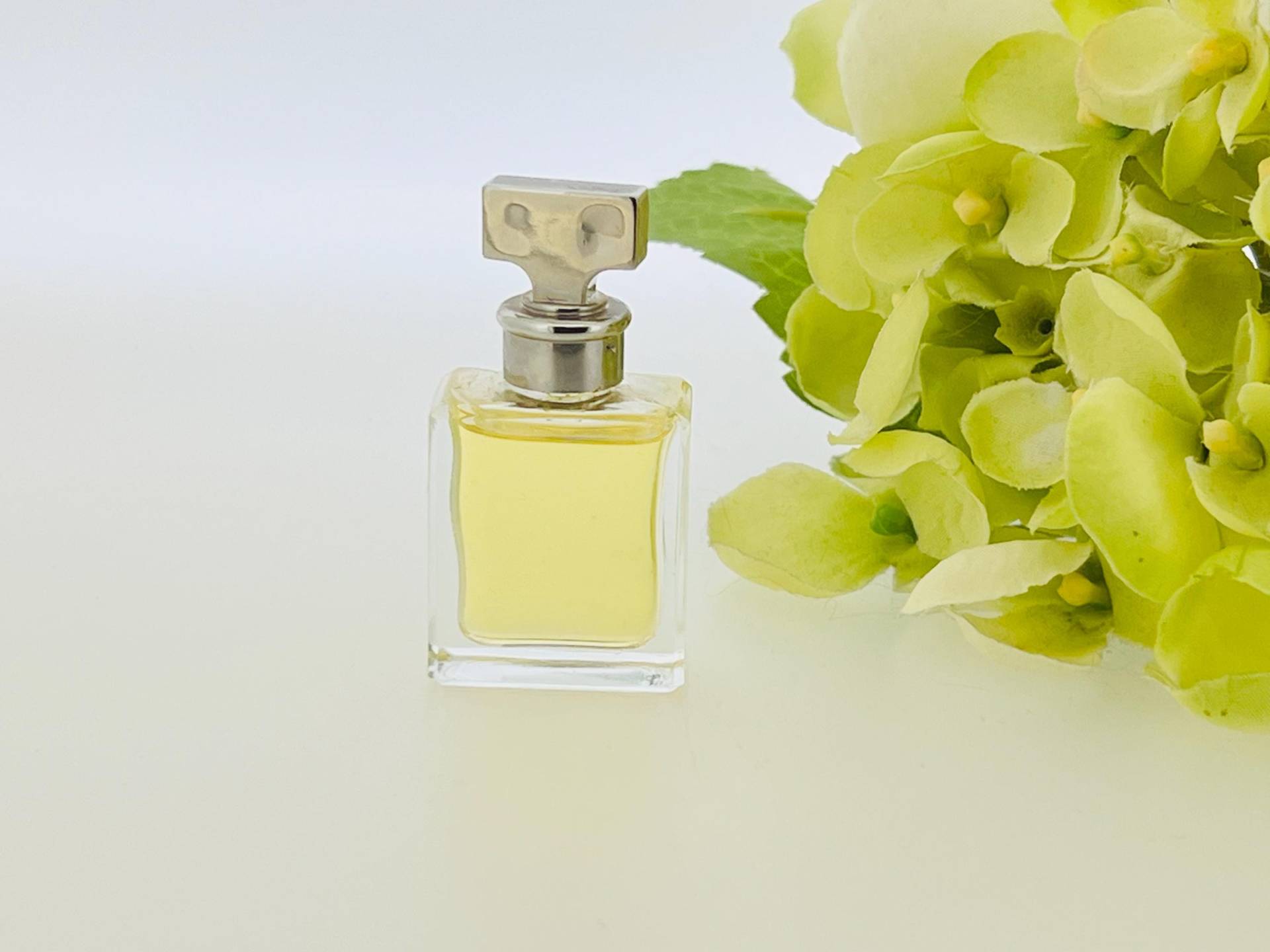 Vintage Miniatur, Eternity , Calvin Klein 1988 Parfum Miniatur 4 Ml Vintage Miniatur, Eternity , Calvin Klein 1988 Parfum Miniatur 4 Ml von VintagePerfumeShop
