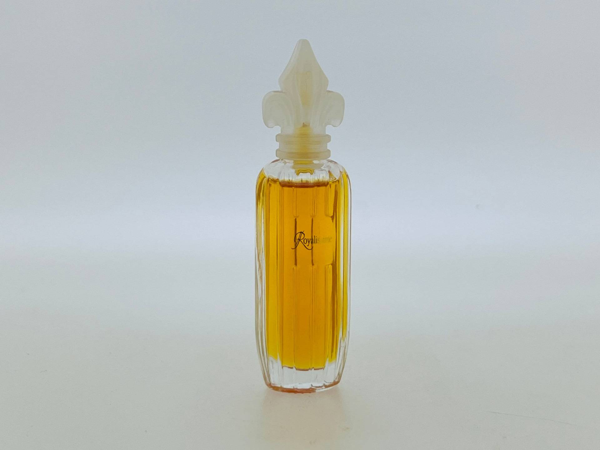 Vintage Miniatur Parfum, Royalissime, Prince Henri Pierre, D'orléans 1997 Eau De Toilette 7 Ml Vintage Miniatur Parfum, Royalissime, Prince Henri Pierre, D'orléans 1997 Eau De Toilette 7 Ml von VintagePerfumeShop