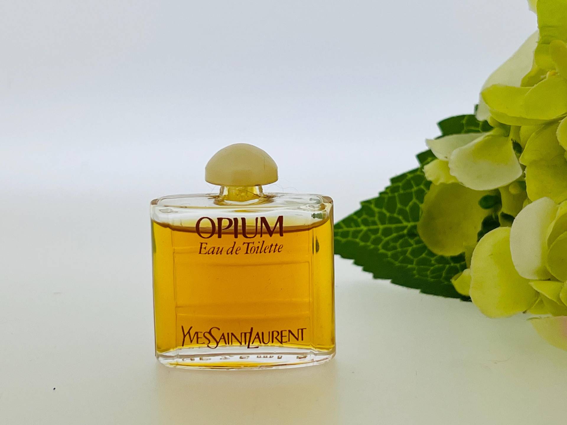 Vintage Opium Yves Saint Laurent 1977 Eau De Toilette 5 Ml Miniatur Vintage Opium Yves Saint Laurent 1977 Eau De Toilette 5 Ml Miniatur von VintagePerfumeShop
