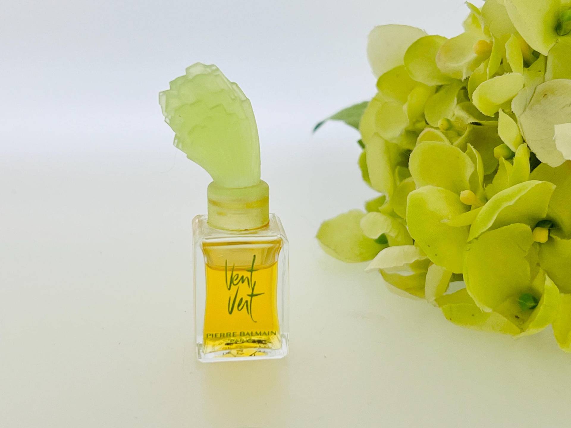 Vintage Vent Vert Balmain 1990 Parfum Miniatur 5 Ml Vintage Vent Vert Balmain 1990 Parfum Miniatur 5 Ml von VintagePerfumeShop